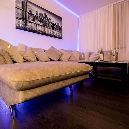 شقة وارسو  في Nowoczesny Apartament - Saska Kepa المظهر الخارجي الصورة